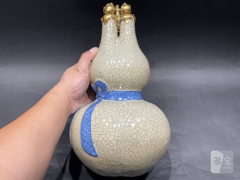 清道光 哥釉青花三孔包袱葫芦瓶 - 图3